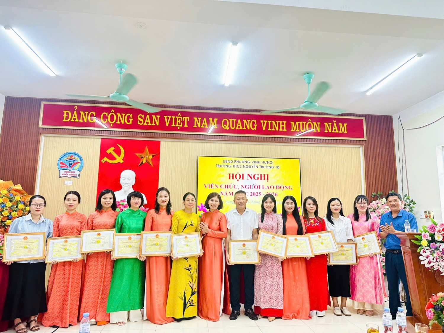 HỘI NGHỊ VIÊN CHỨC - NGƯỜI LAO ĐỘNG NĂM HỌC 2025 - 2026